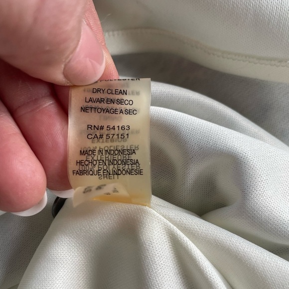 Vince Camuto Black & Ivory Geometric Print Shirt Dress with Pockets, Size 4 - Picture 6 of 6